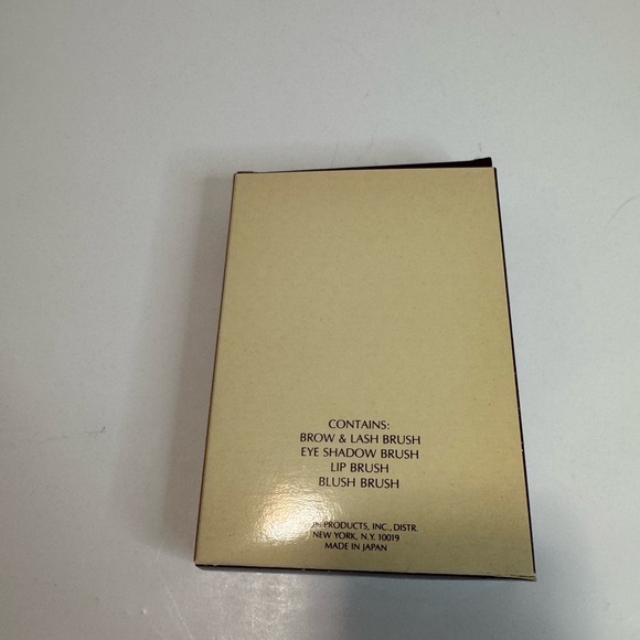 Avon Professional Makeup BrushCollections 4 Piece Set - Picture 2 of 9